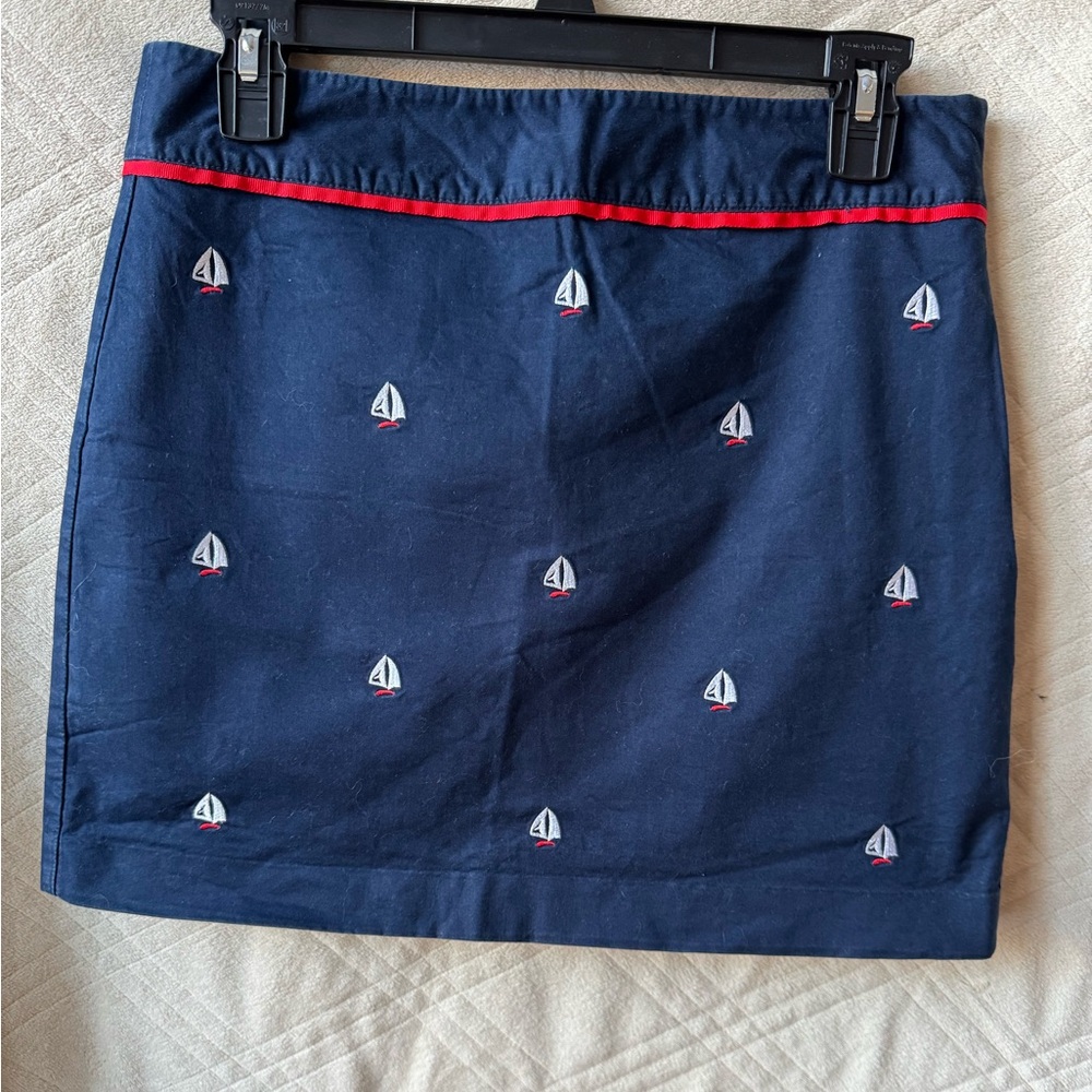 Vineyard Vines Women’s Embroidered Skirt
